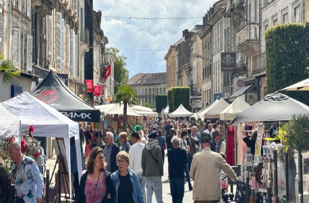 Affiche Braderie d'été et vide-greniers à Bergerac — 1er août 2026 (24100)