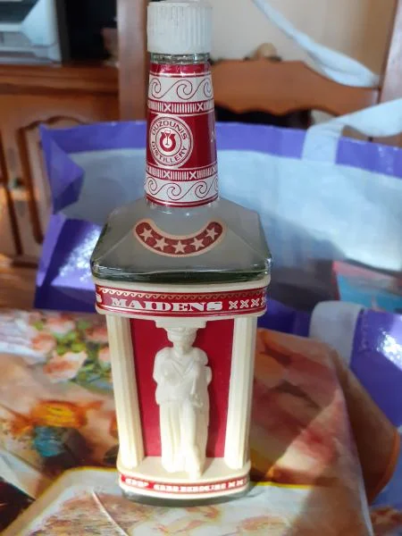Bouteille vide maidess brandy - Collection - Saint-Satur (18300)