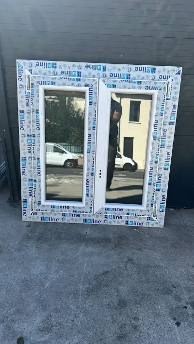 Fenêtre pvc intérieur et chêne doré extérieur - Bricolage