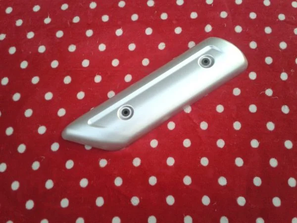 Cache silencieux scooter suzuki 125 sixteen 2014 - Équipements Moto - Compiègne (60200)