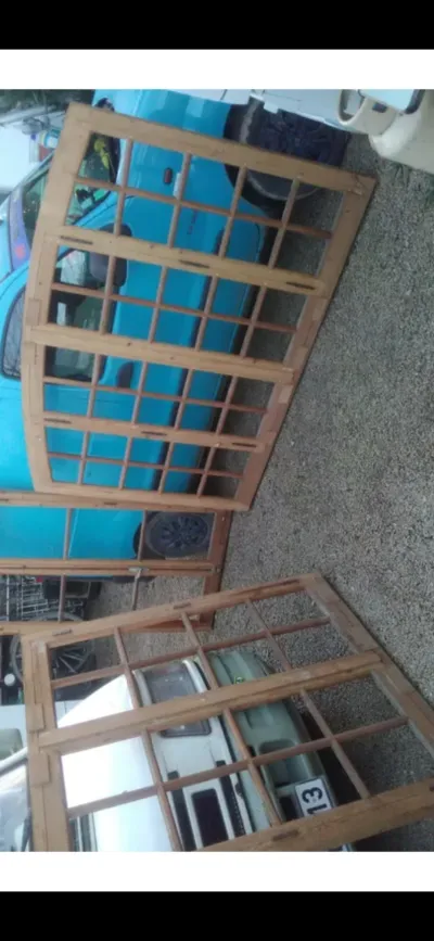 Fenêtre avec encadrement  en bois - photo 4