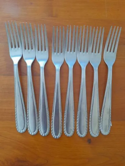 Lot 8 fourchettes à repas - photo 2