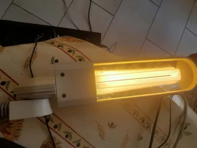 Lampe  de bureau  fluorescente articulée - photo 3