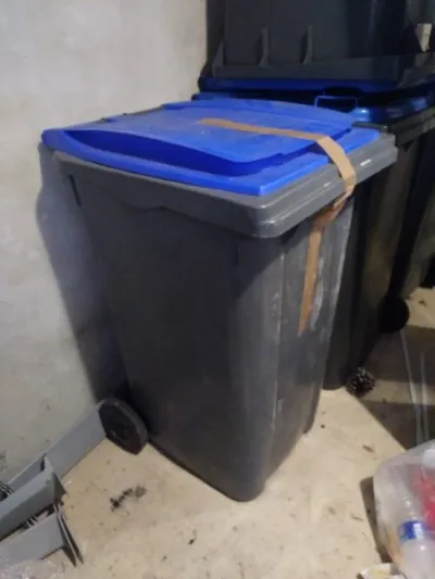 Conteneur poubelle - Bricolage