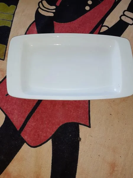 Plat en céramique blanc - Collection - Saint-Satur (18300)