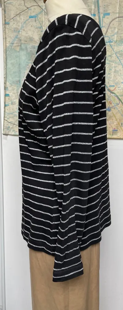 Pull noir rayé taille 44 - photo 3