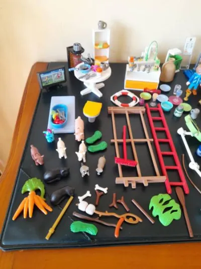 Playmobil - lot personnages , animaux et accessoir - photo 4