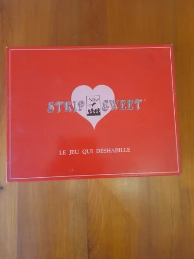 Jeu de société strip sweet - le jeu qui déshabille - photo 4