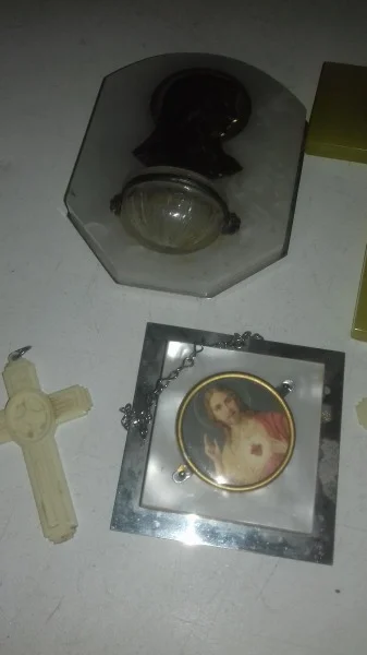 Lot d'objets religieux - Collection - Saint-Satur (18300)