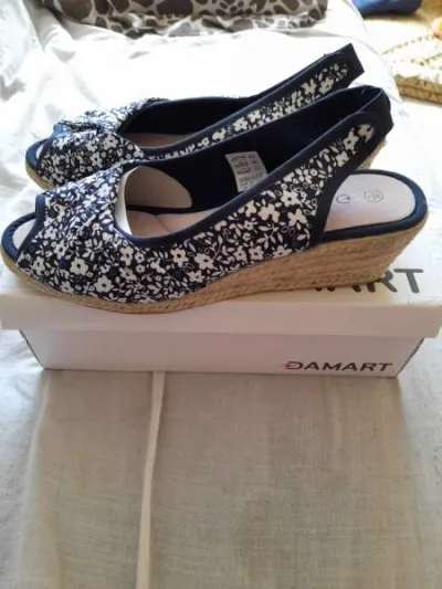 Paire de chaussure sandales pointure: 38 - Chaussures - Saint-Satur (18300)