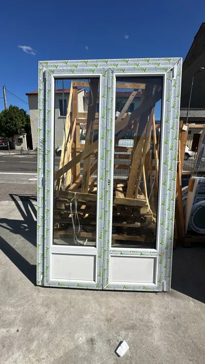 Porte fenêtre pvc blanc deux vantaux - Bricolage