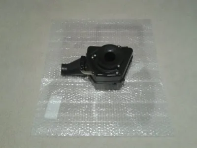 Boitier filtre a air neuf suzuki 125 gsxs 2022 - photo 3