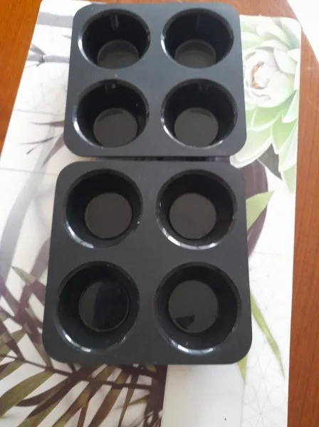 Lot 2 moules en silicones à muffin - Collection - Saint-Satur (18300)