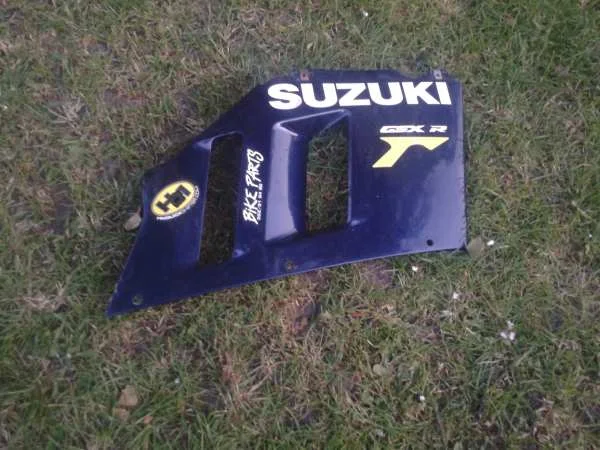 Flanc carénage droit suzuki 750 gsxr 1991 - Équipements Moto - Le Pré-Saint-Gervais (93310)