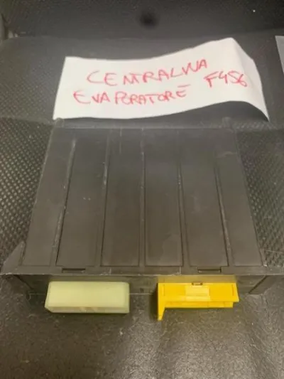 Unité de contrôle evaporatuer ferrari 456 - photo 2