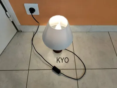 Lampe chevet bois à poser, abat-jour blanc tissu - Décoration - Foncine-le-Haut (39460)