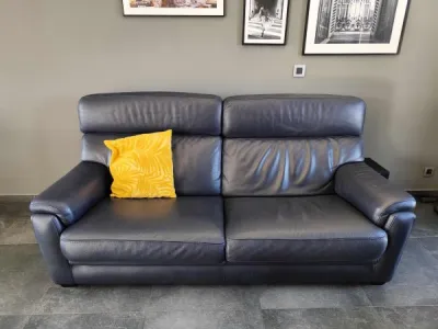 Salon en cuir bleu marine trois et deux places - photo 2