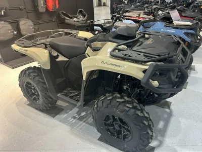 Vente/enchère de Can-Am Outlander neufs, scooters, - photo 3