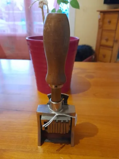 Ancien tampon encreur - dateur - collection bureau - photo 3