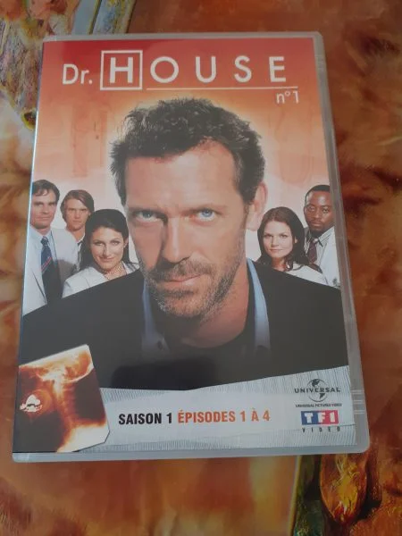 Dvd dr house saison 1 n°1 - CD, DVD & Vinyles - Saint-Satur (18300)