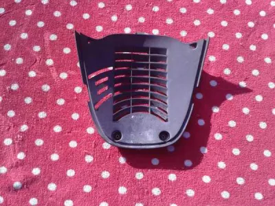 Triangle de carénage scooter mbk 125 skiliner 2004 - Équipements Moto - Compiègne (60200)