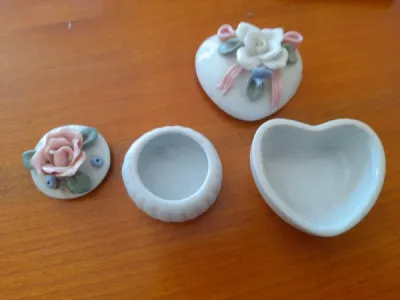 Lot 2 petits piluliers en céramique - photo 2