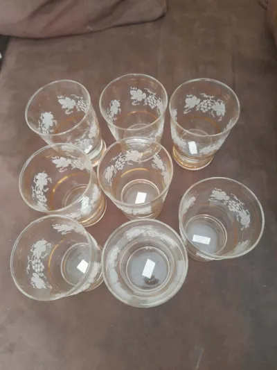 Lot 8 Verres à Eaux - Motifs Raisin - photo 2