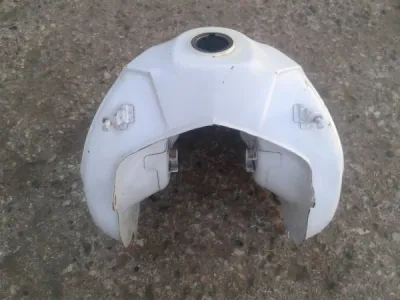 Réservoir honda 650 dominator 1988 - Équipements Moto - Dampleux (02600)