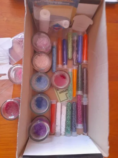 Lot petites perles, fils elastique et nylon - photo 2