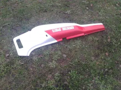 Cache latéral droit honda 650 africa twin 1989 - photo 2