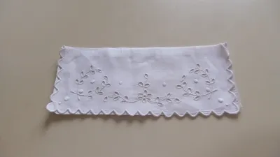 Pochette de table brodée - Collection - Lille (59000)