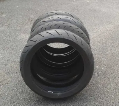 Pneus arriére dunlop d occasion 180/55/zr17 - photo 3