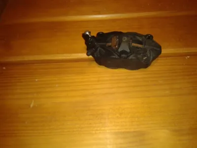 Étrier avant droit suzuki gs1000s 2021 - photo 3