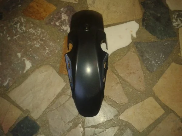 Garde boue avant yamaha mt07 700 2017 - Équipements Moto - Nancy (54000)