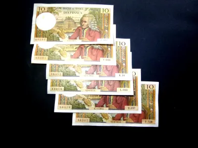 F 62 LOT  DE  14 BILLETS  10 F VOLTAIRE - photo 3