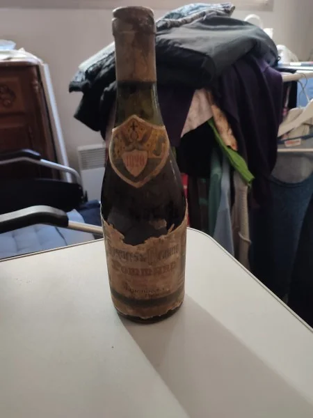 Vin rouge de collection pommard - Collection - Paris 11e Arrondissement (75011)
