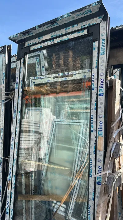 Fenêtre un vantail en alu 7016 Haut 2150//Larg 990 - Bricolage - Rillieux-la-Pape (69140)