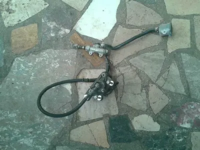 Circuit de frein arriére suzuki 750 inazuma 1999 - photo 4