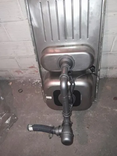 Evier de cuisine 2 bacs &amp; egoutoir - Électroménager