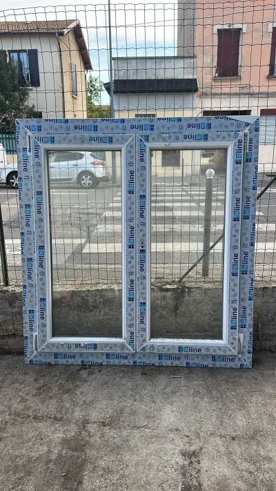 Fenêtre pvc blanc 2 vantaux Haut 1280/ Larg 1200 - Bricolage - Tarare (69170)