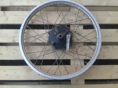 Roue avant yamaha 200 it 1978 - Équipements Moto - Villiers-le-Bel (95400)