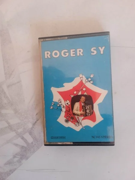 Cassette audio "roger sy" - CD, DVD & Vinyles - Saint-Satur (18300)