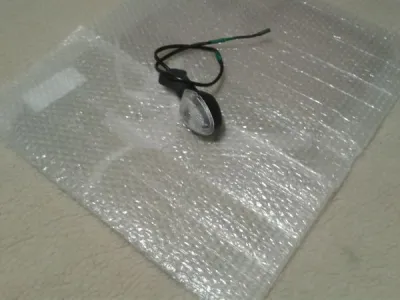 Clignotant arriére gauche neuf suzuki 750 gsr 2022 - photo 4