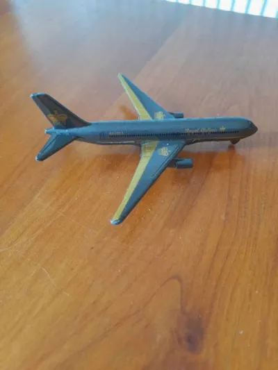 Avion miniature majorette - booing 767 tm - photo 3