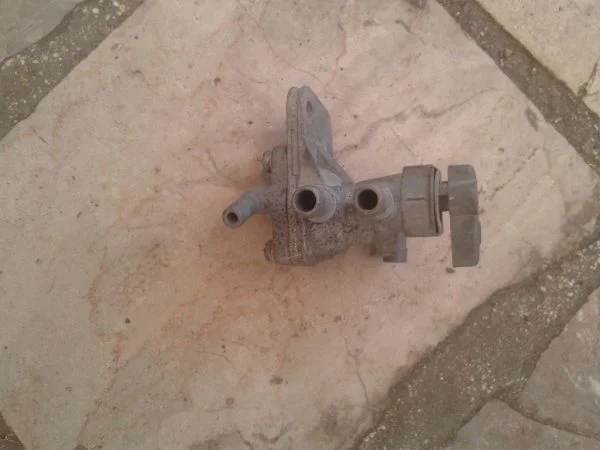 Robinet d éssence suzuki 500 gse 1994 - Équipements Moto - Nancy (54000)