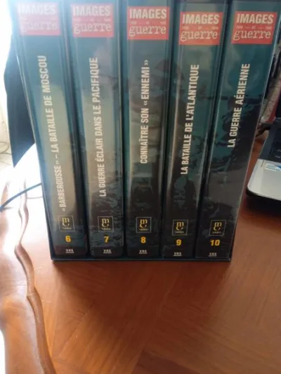 Coffret vhs " images de la guerre 39/45 " - photo 2