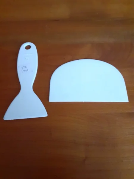 Lot 2 spatules à crème - pâtisserie décoration - Collection - Saint-Satur (18300)