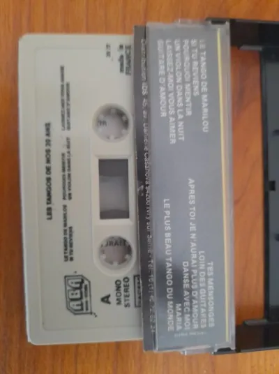 Cassette audio les tangos de nos 20 ans - photo 2