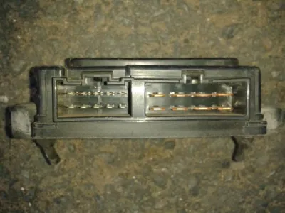 Boite fusible kawasaki 750 zxr 1996 - photo 2