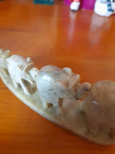 Ribambelles de 4 éléphants en pierre - photo 2